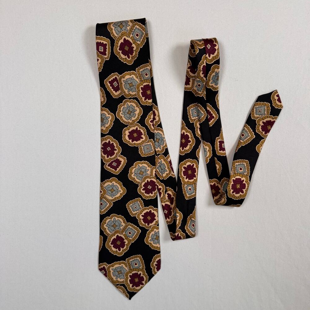 Christian Dior Men’s Silk Medallion Necktie Blue Woven in Italy USA Made Luxury